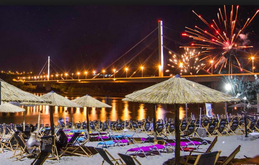Piccolo Lejlighed Novi Sad Eksteriør billede